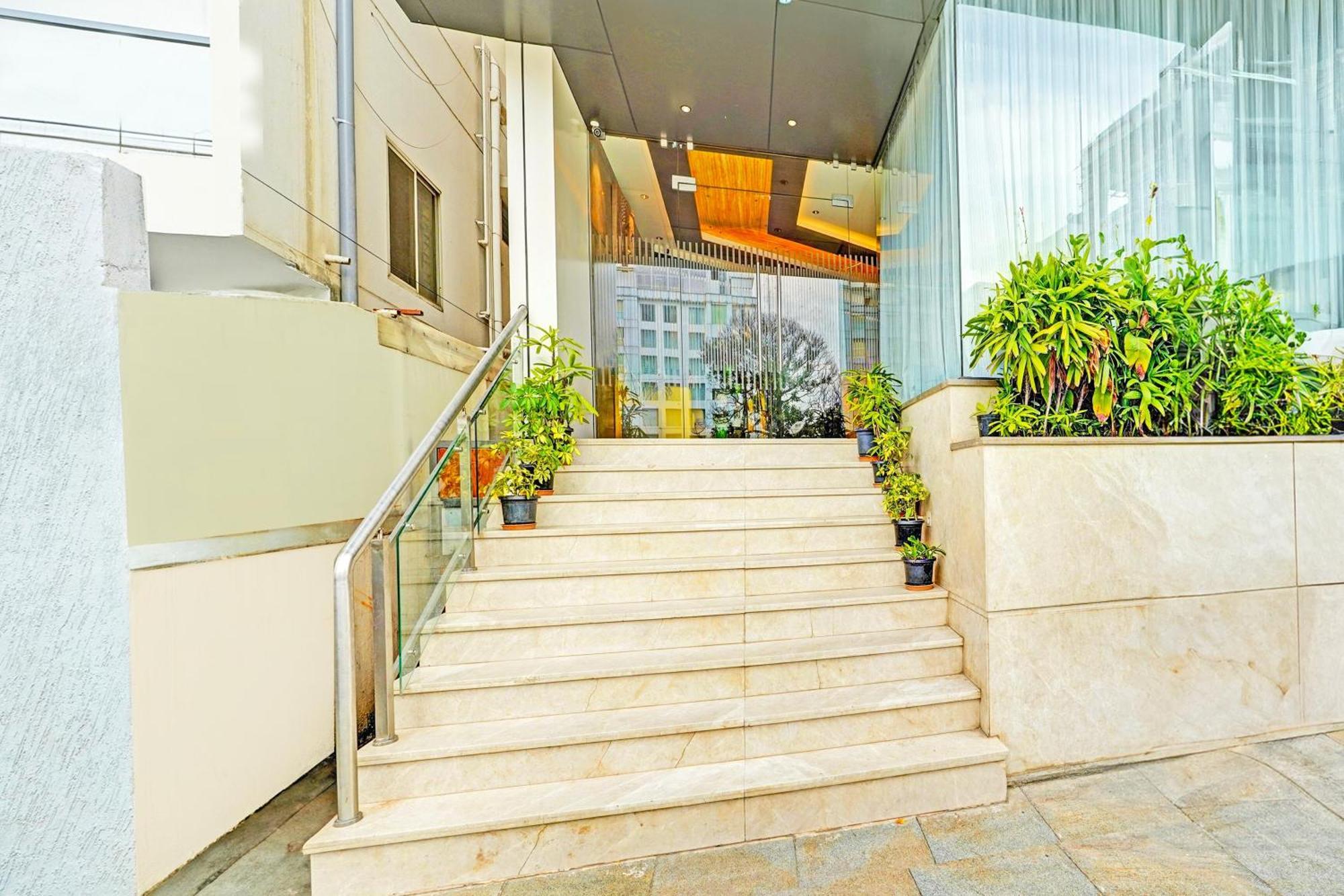 Готель Super Townhouse Indiranagar Бенґалуру Екстер'єр фото
