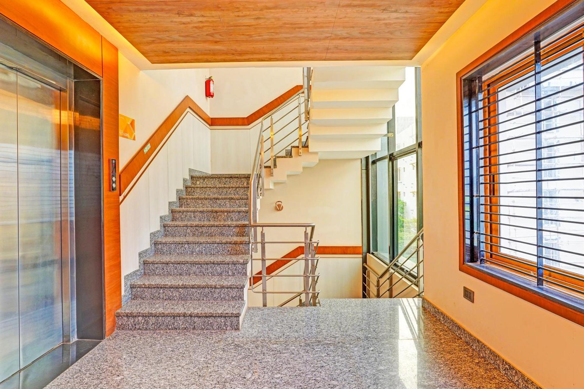 Готель Super Townhouse Indiranagar Бенґалуру Екстер'єр фото